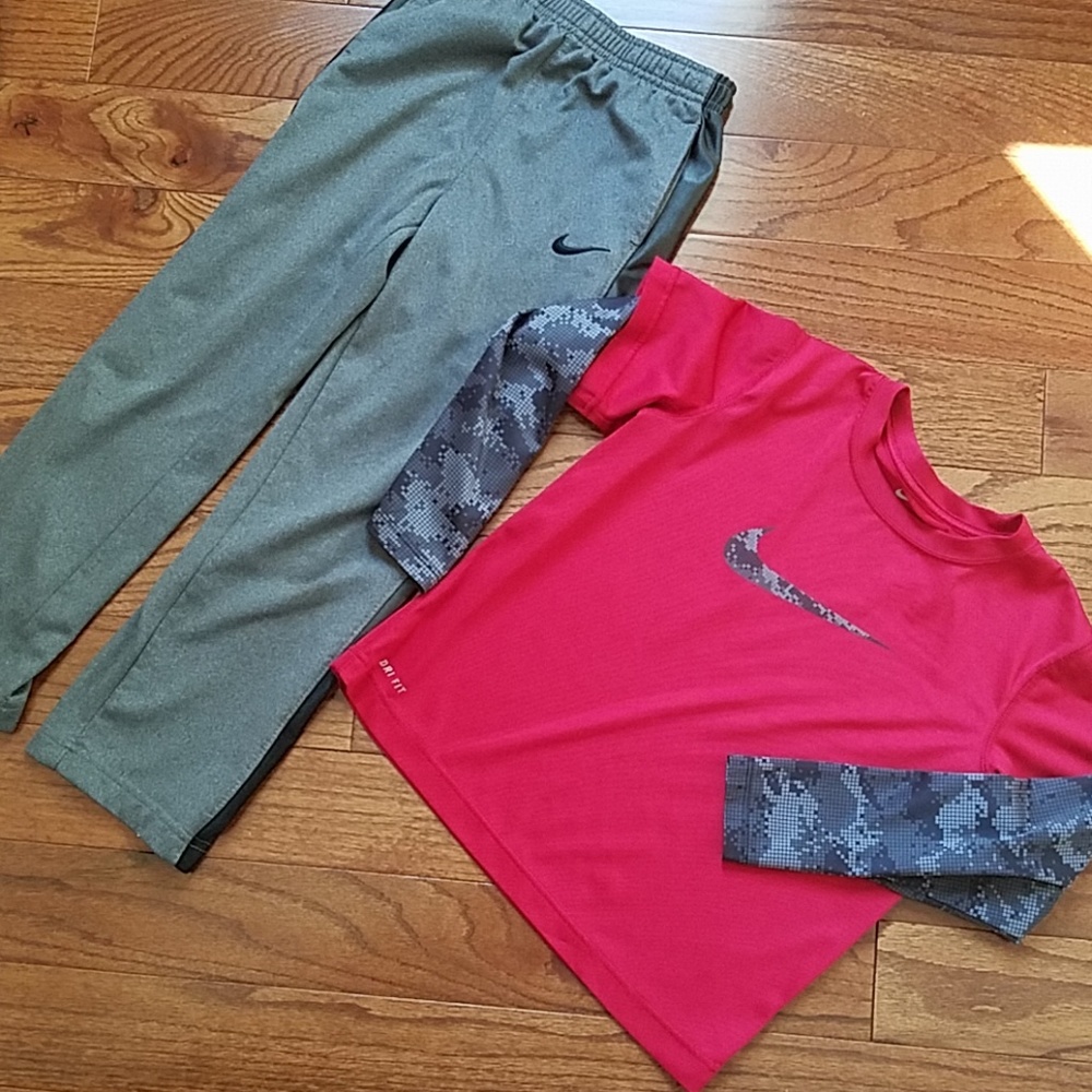 Boy's Nike set